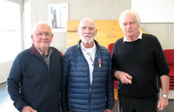 Jean-Paul Linstruisseur honoré de la médaille « Grand or » du Travail à Mirabel