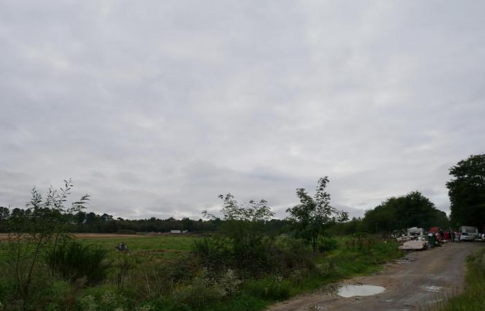 les habitants du camp du Chemin des Limites, oubliés depuis trente ans