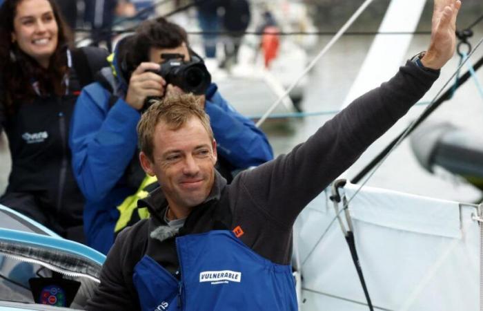 Thomas Ruyant premier skipper à franchir l’équateur, sans battre le record d’Alex Thomson