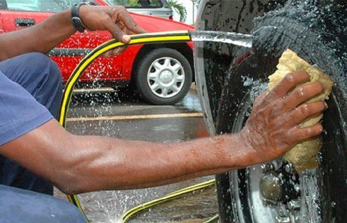 restrictions d’utilisation de l’eau, inceste et falsification des Diables Noirs