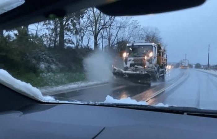 EN IMAGES. Vents forts, neige et glace. Comme Caetano a fait rage aujourd’hui en Bretagne… et fera encore rage demain !