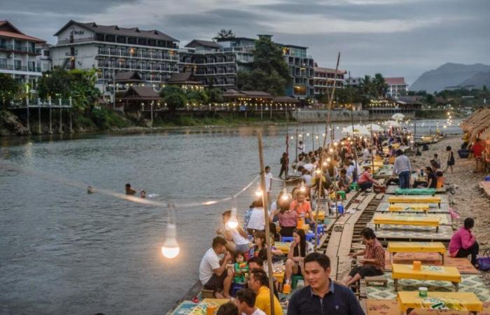 Un empoisonnement au méthanol soupçonné après la mort de cinq touristes au Laos