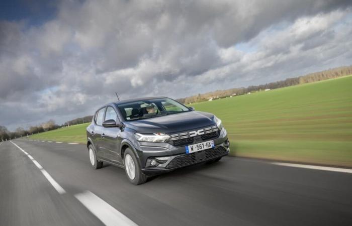 La Dacia Sandero, voiture la plus vendue en octobre en France. Qui d’autre sur le podium ?