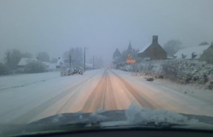 La neige est présente dans la Manche Sud, conditions de circulation difficiles