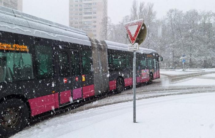 Neige en métropole, la situation devient de plus en plus compliquée !