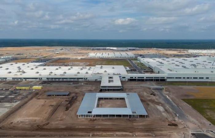 Le premier SUV à trois rangées entièrement électrique de Hyundai sera fabriqué dans une usine de Géorgie, près de Savannah.