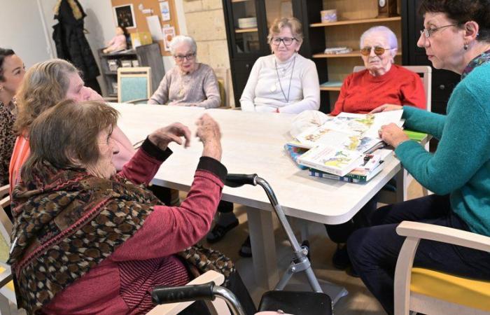 quand les résidents d’Ehpad travaillent leur mémoire grâce à la bibliothérapie