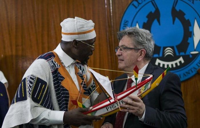 Sénégal/Législatives : Mélenchon salue la « victoire de Pastef »