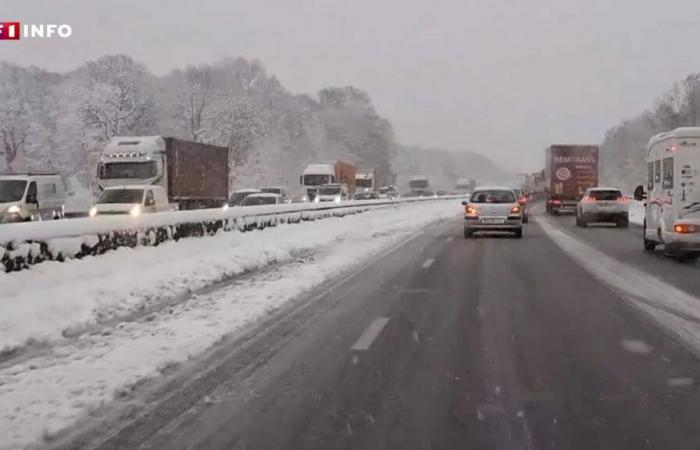 la moitié de la France sous la neige après la tempête Caetano