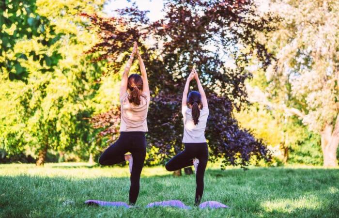 Deux exercices de yoga express pour lutter contre la fatigue