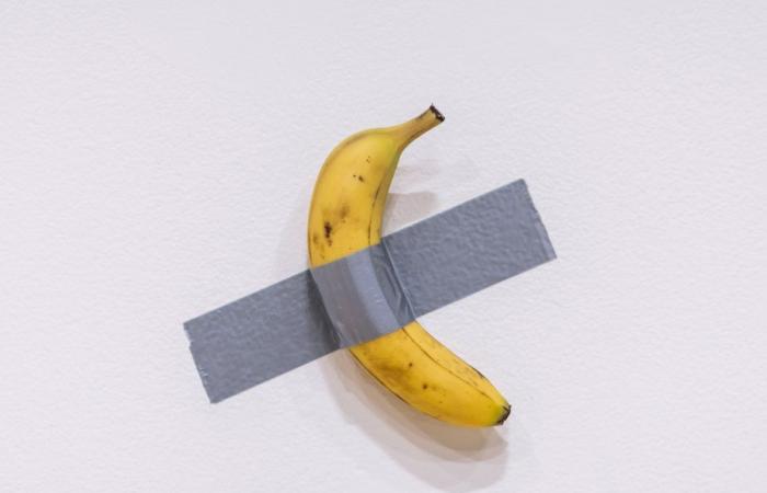 Une banane proclamée œuvre d’art vendue pour 6,2 millions de dollars