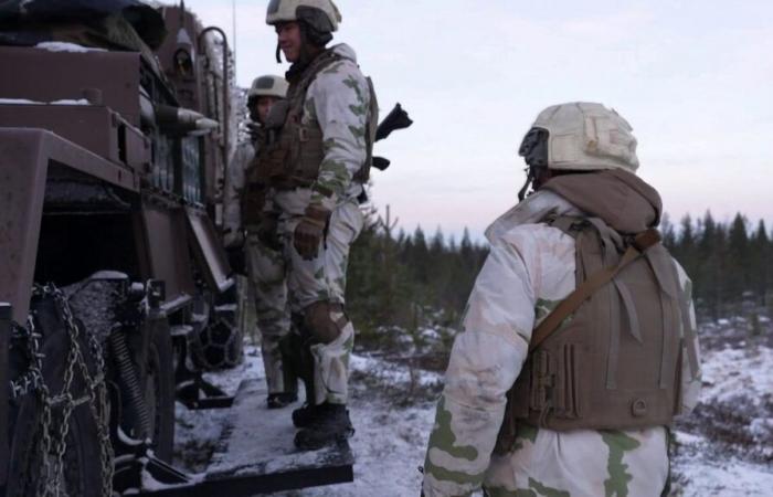 Des soldats de l’OTAN simulent des affrontements en Finlande