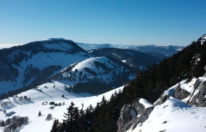 Les stations alpines sont trop chères ? Le Jura offre mieux pour moins cher