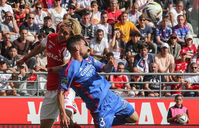 Tagliafico et Caleta-Car absents pour Reims