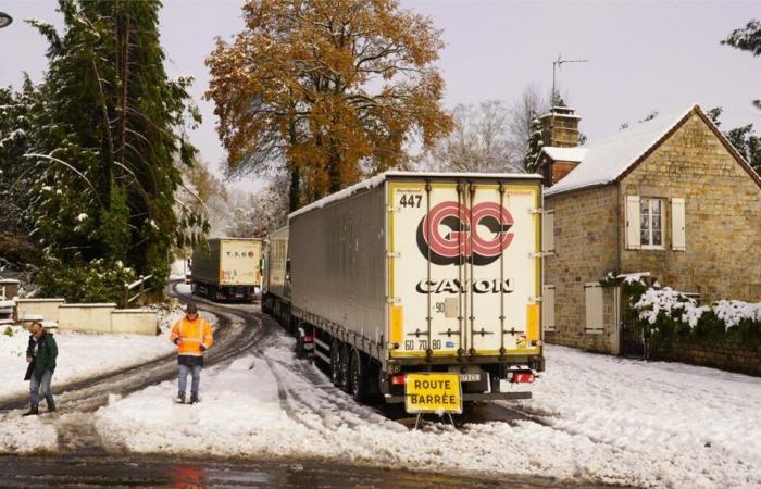 Naufragés sur la route dans l’Orne, les camionneurs Jean-François et Eric témoignent