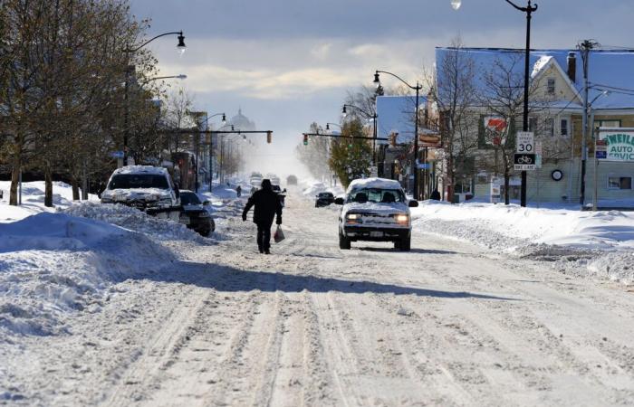 Avertissements météorologiques hivernaux dans 15 États alors que 4 pieds de neige vont tomber