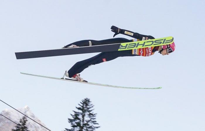 Saut à ski | «Je dois garder mon sang-froid, réussir à piloter et m’amuser» : un an après avoir remporté et pris le dossard jaune, Joséphine Pagnier revient à Lillehammer, terre de ses exploits | Magazine Nordique