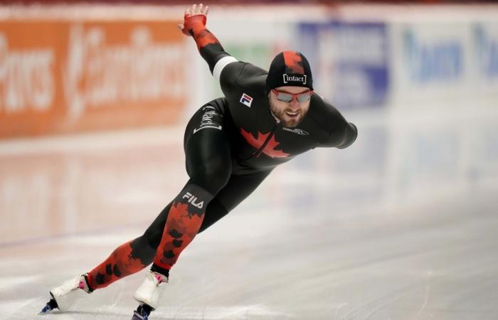 Patinage de vitesse sur longue piste | Laurent Dubreuil remporte l’argent au 500 m à la Coupe du monde de Nagano