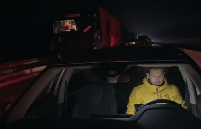 “Personne n’est venu nous voir!” De nombreux automobilistes bloqués sur l’autoroute pendant plus de 10 heures