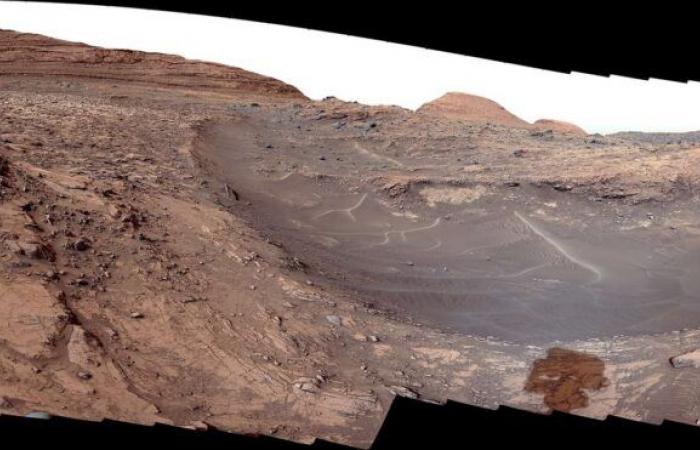 Un rover de la NASA dévoile une vue imprenable sur Mars et révèle des indices sur l’eau !