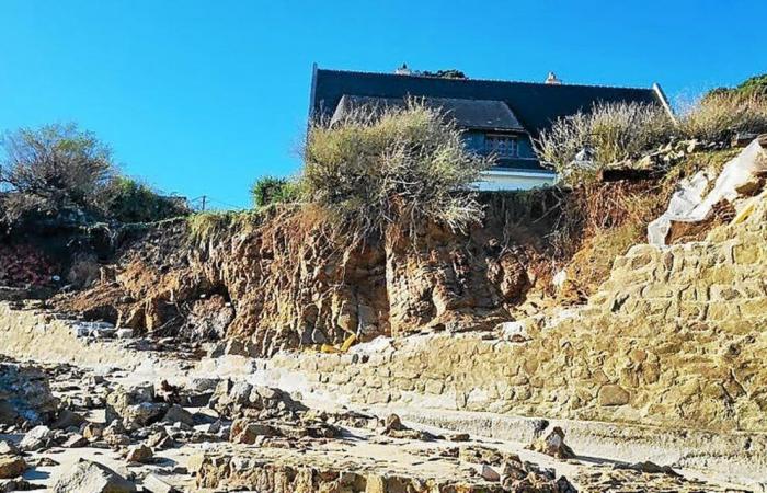 le mur de deux propriétés s’effondre sur la plage de Saint-Pierre-Quiberon