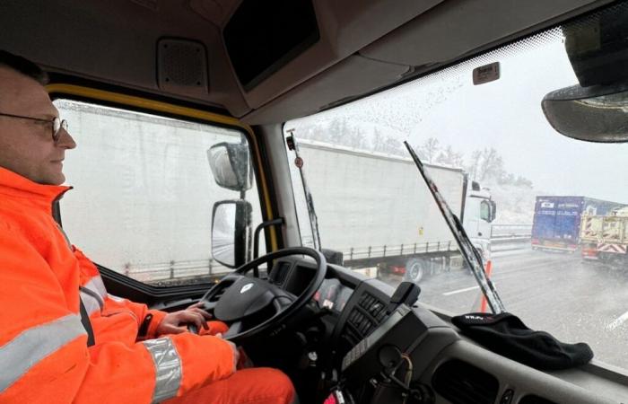 APRR prêt pour la neige, embarquement avec Philippe, au volant d’une saleuse