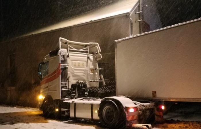 Aisey-sur-Seine. A cause de la neige, un camion dérape et s’écrase sur la caserne des pompiers