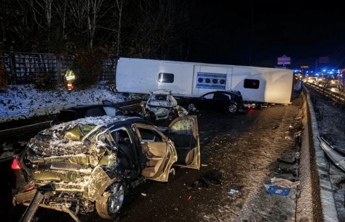 grave accident de la route au sud de Paris, 5 personnes en urgence absolue