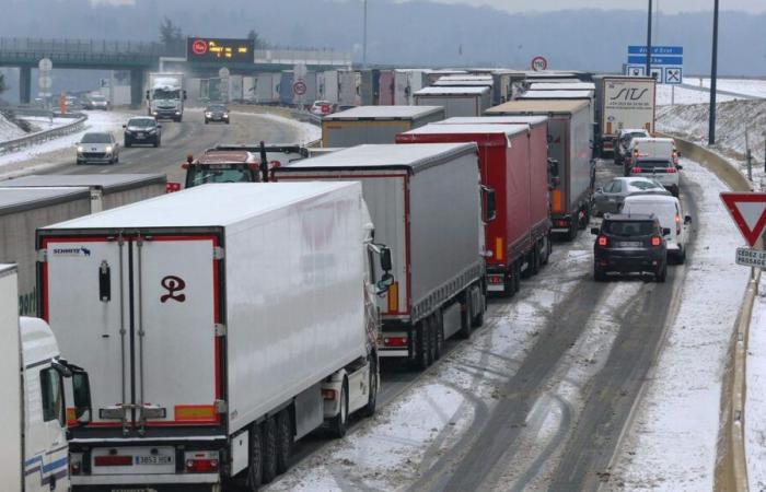 l’A36 fermée aux camions entre Mulhouse dans le Haut-Rhin et Saint-Vit dans le Doubs