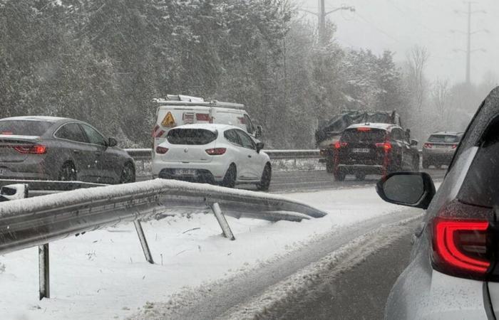 un automobiliste raconte les tracas créés par la neige sur l’A28