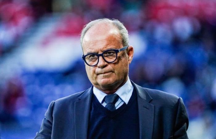 « Un très grand attaquant » au PSG, est-ce la priorité du mercato ?