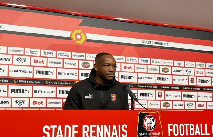 Mandanda en passe de rester capitaine