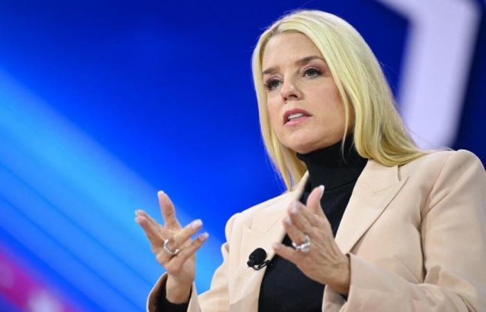 Qui est Pam Bondi, la nouvelle ministre de la Justice de Donald Trump ?