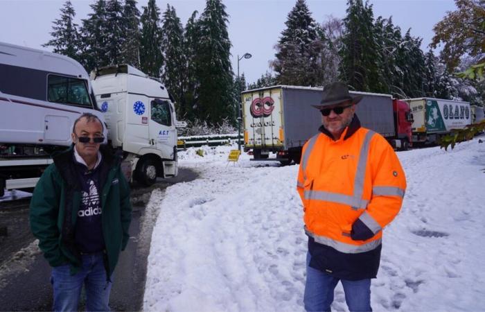 Naufragés sur la route dans l’Orne, les camionneurs Jean-François et Eric témoignent