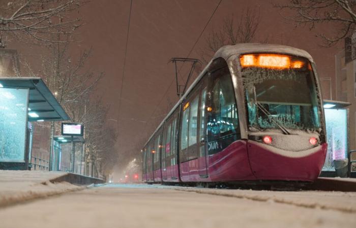 encore des flocons de neige possibles ce vendredi, verglas dans la nuit