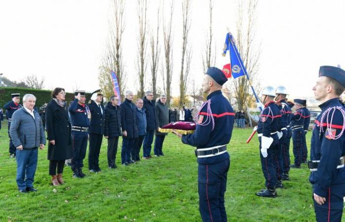 Le ministre de l’Intérieur a achevé sa visite dans la commune dévastée par la crue du 17 octobre en Haute-Loire