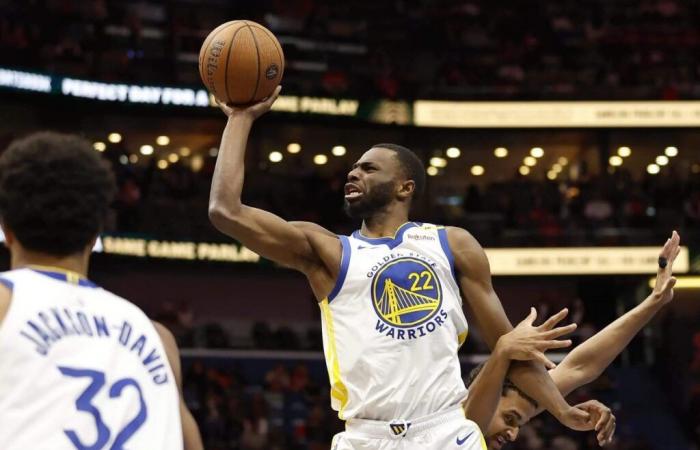 Andrew Wiggins roule alors que les Warriors se qualifient pour les huitièmes de finale de la Coupe NBA