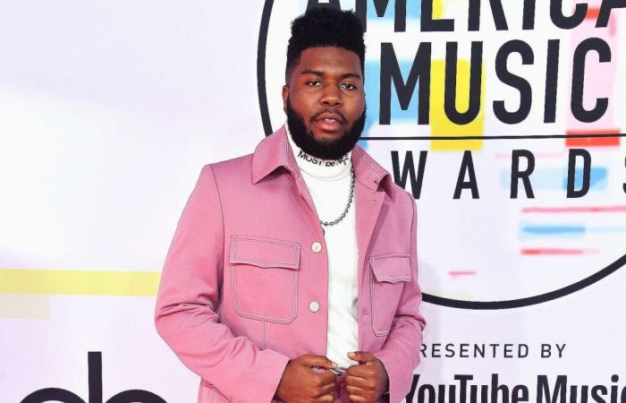 Le chanteur Khalid confirme qu’il est gay après avoir été révélé : “Je ne me suis jamais caché”