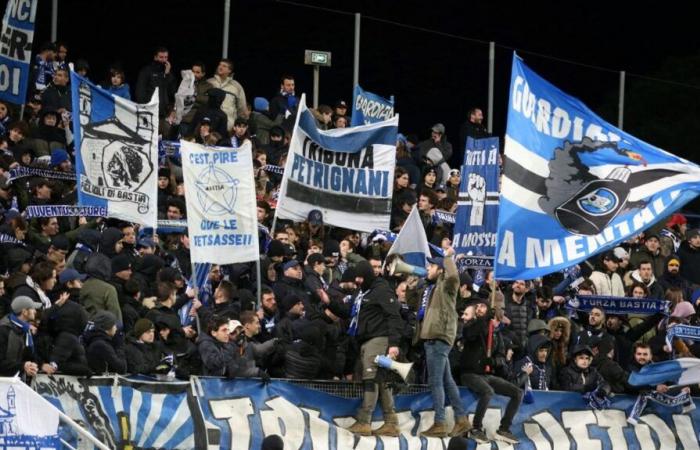 Bastia-Lorient interrompu 35 minutes après des tirs de projectiles sur l’arbitre assistant