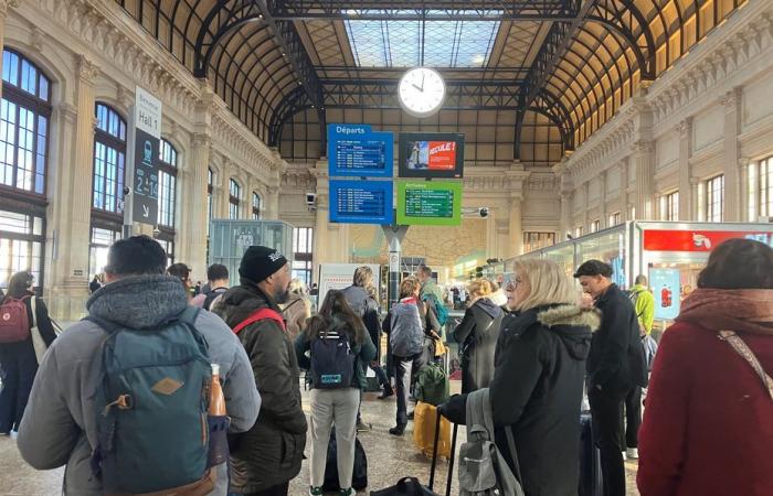 “J’ai attendu dans le froid.” Une nuit difficile pour les 300 passagers d’un TGV Hendaye-Bordeaux bloqués après une panne