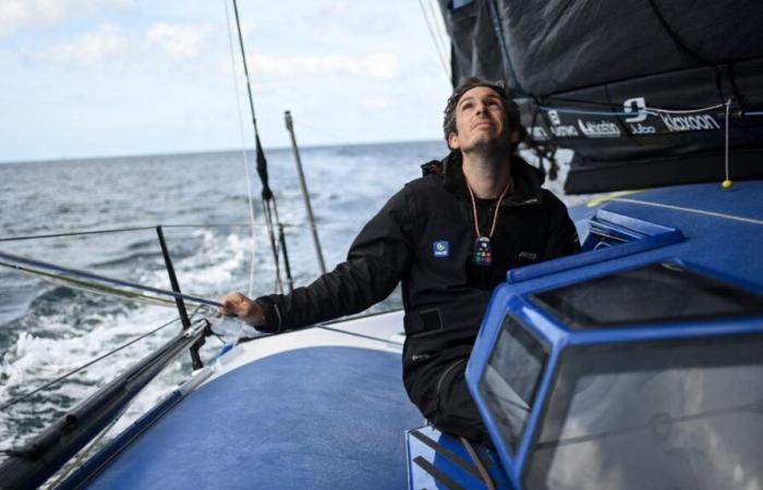 Charlie Dalin creuse son avance en tête de flotte… Suivez la position des skippers en direct