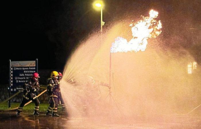 Fuite de gaz fictive à Plougrescant : les pompiers des Côtes-d’Armor en exercice