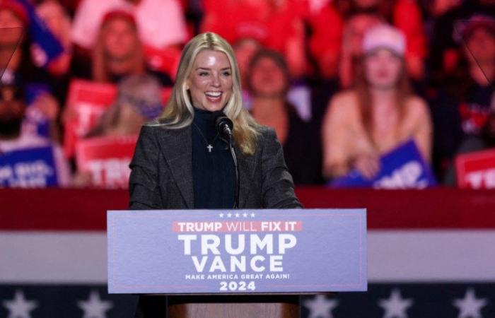 Qui est Pam Bondi, la nouvelle candidate de Trump au poste de procureur général des États-Unis ?