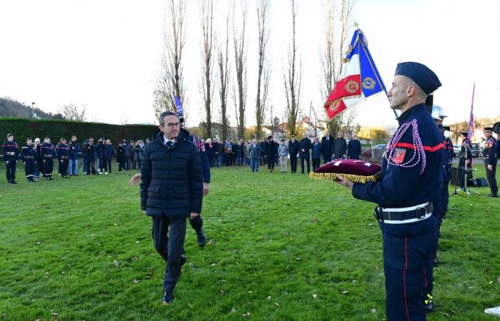 Le ministre de l’Intérieur a achevé sa visite dans la commune dévastée par la crue du 17 octobre en Haute-Loire