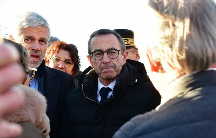 Le ministre de l’Intérieur a achevé sa visite dans la commune dévastée par la crue du 17 octobre en Haute-Loire