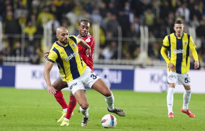 Match Fenerbahçe-Kayserispor commençant le 11 ! Amrabat est-il dans les 11 premiers ? Oosterwolde est-il dans le onze de départ ? En-Nesyri est dans les 11 premiers ! Oğuz Aydin est dans les 11 premiers !