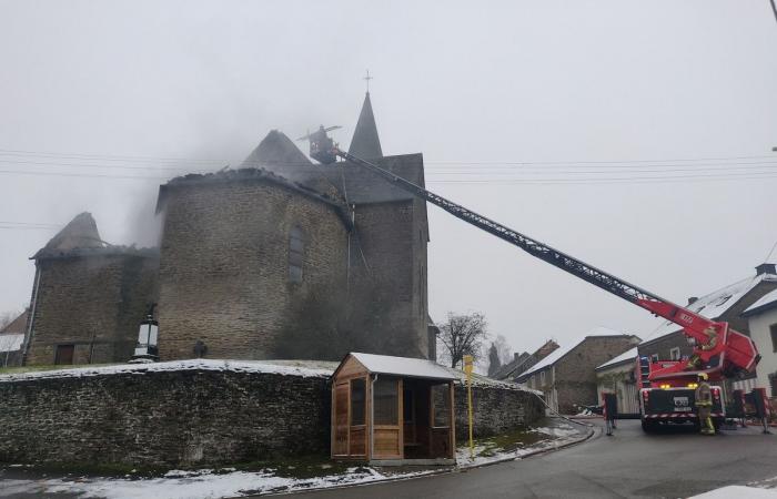 une partie du bâtiment complètement endommagée (photo)