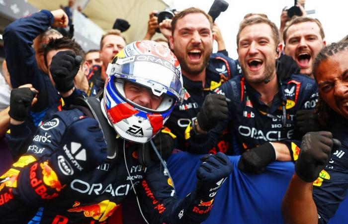 Max Verstappen est sacré champion du monde de F1 pour la quatrième fois !