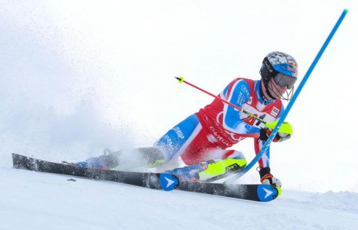 Clément Noël écrase le premier tour du slalom de Gurgl