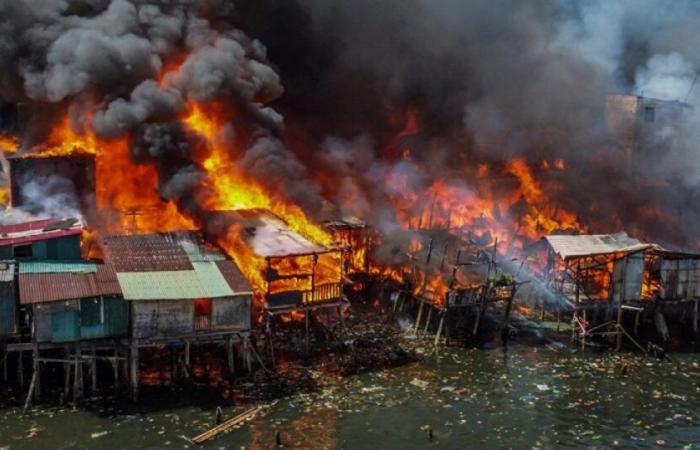 Les flammes ravagent un bidonville de Manille aux Philippines : Actualités